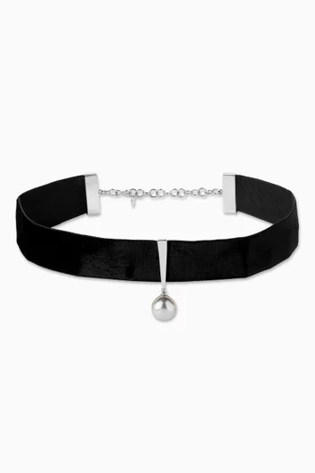 Pearl Choker in Velvet