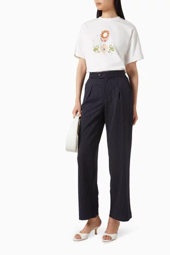 تي شيرت مزين بزخارف