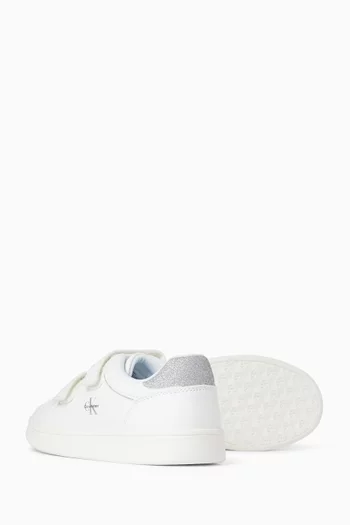 سنيكرز زيجي أسفل الكاحل بشعار الماركة