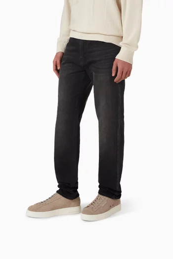 سنيكرز بشعار الماركة شمواه