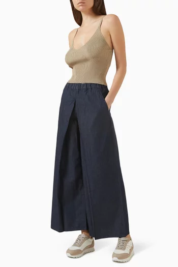 V-neck Top in Rib-knit