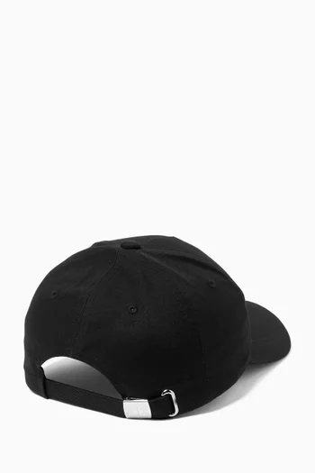 كاب مطرز بشعار AX