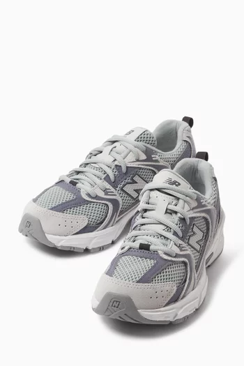 530 Sneakers in Mesh