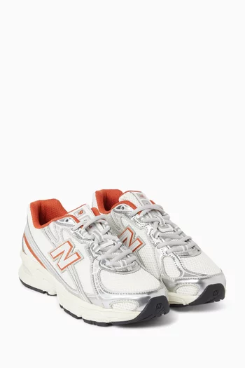 سنيكرز 740 برباط