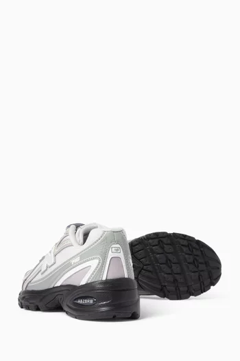 740 Lace-up Sneakers in Mesh