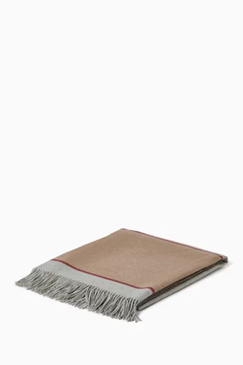 غطاء بشرّابات حرير