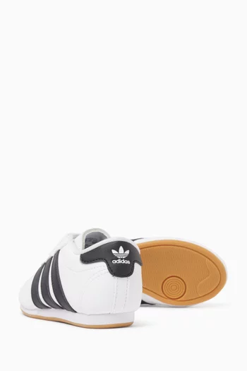 Taekwondo Lace-up Sneakers