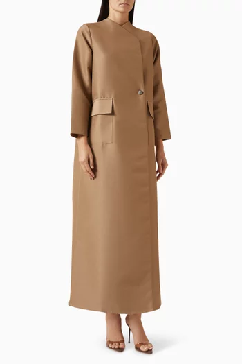 عباية بتصميم غير متماثل ستان