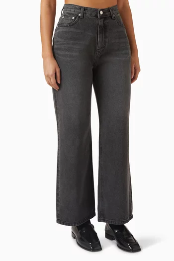 بنطال جينز بقصة ساق واسعة دينم