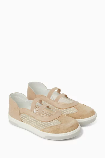 حذاء كلاسيكي رياضي مسطح