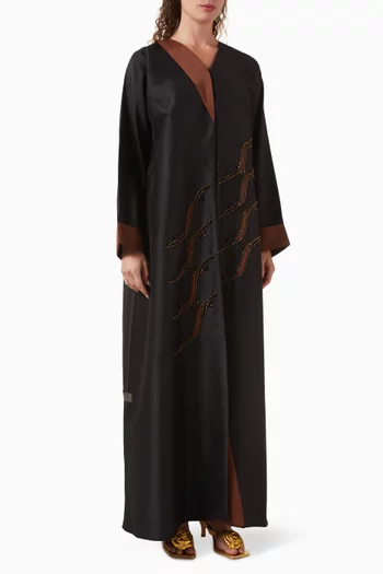 عباية مطرزة بالخرز