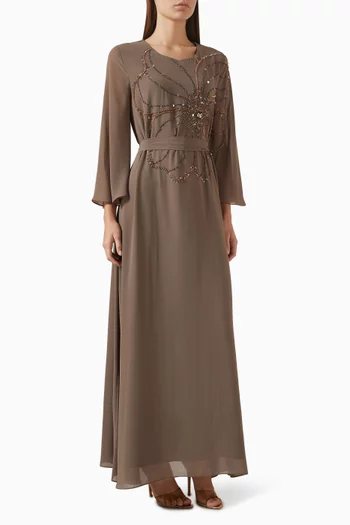 فستان بحزام وتطريزات بالخرز شيفون