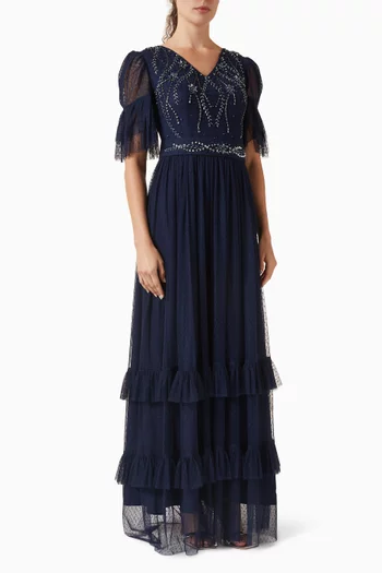 فستان بحزام وتطريزات بالخرز تول