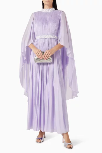 فستان سهرة مزين بطيّات وتطريزات شيفون