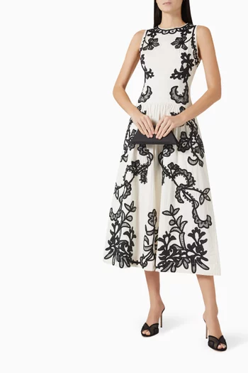 فستان سونالي متوسط الطول ومطرز قطن