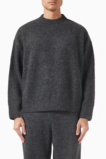 سترة بفتحة رقبة مستديرة منسوجة من مزيج موهير