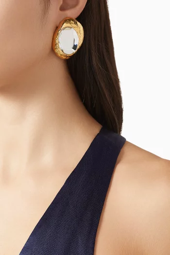 أقراط بيضاوية بمشبك وتصميم مطروق مرصعة بحجر نحاس بلون ذهبي