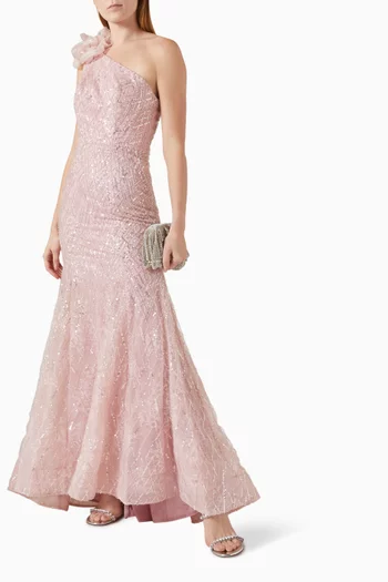 فستان سهرة بكتف مكشوف وحافة واسعة