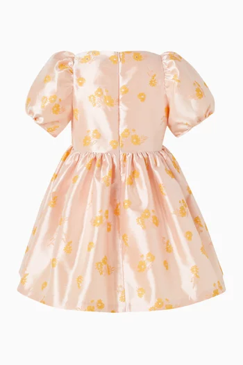 فستان بصدرية وأكمام منفوخة