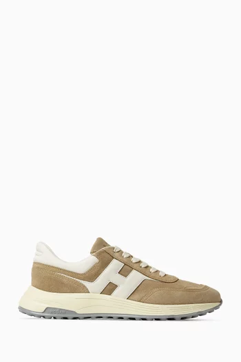 Hyperlight Sneakers in Suede