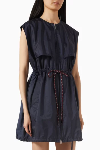 فستان قصير برباط تضييق على الخصر نايلون معاد تدويره