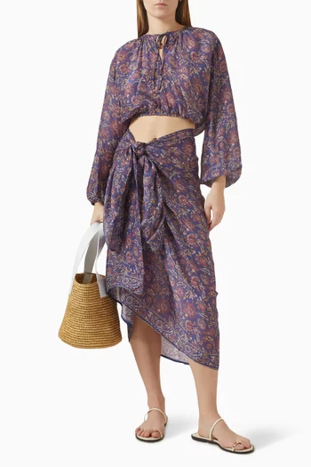 سارونغ مزين بنقشة