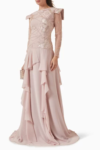 فستان بتطريزات وكشكش