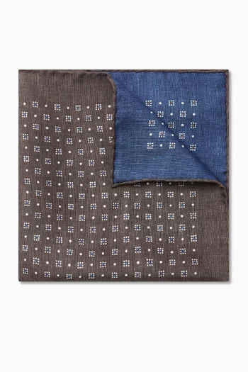 Square Pattern Pocket Square in Silk