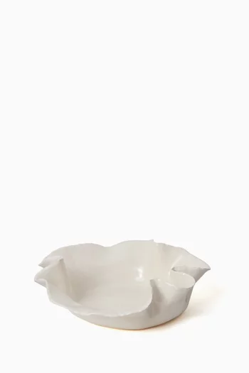 The Small Ruffle Dish in Ceramic