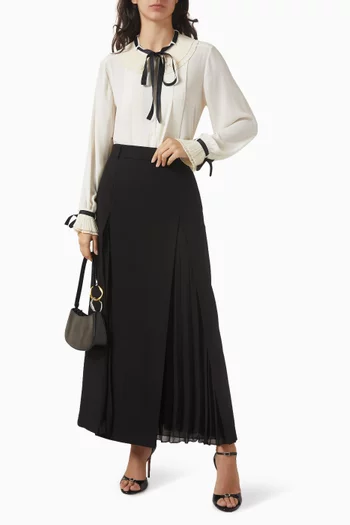 قميص بياقة بيتر بان