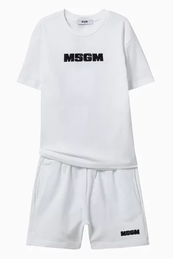 تي شيرت بشعار الماركة قطن