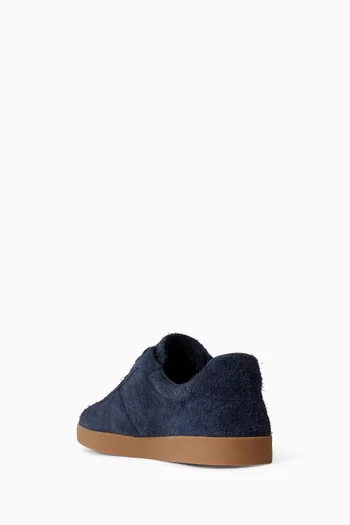 Low-top Sneakers in Suede