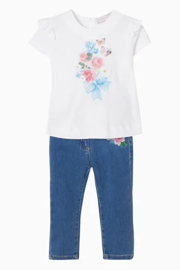 بلوزة بكشكش ونقشة زهور