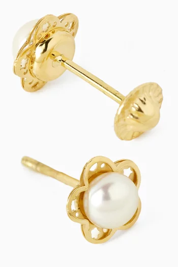 Floral Pearl Stud Earrings in 18kt Gold