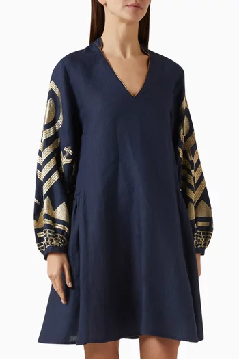 فستان قصير مطرز