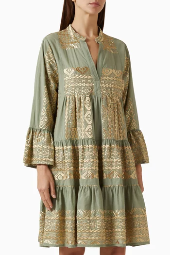 فستان قصير مطرز