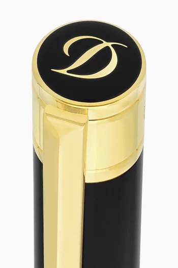 قلم حبر جاف بأحرف الماركة