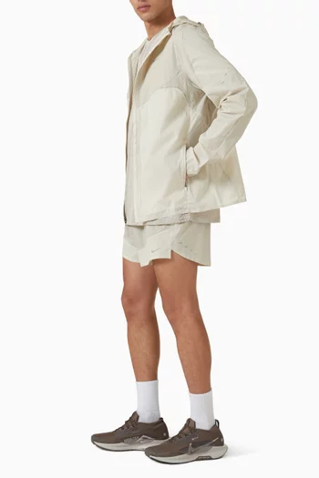 شورت للجري سترايد بتقنية Dri-FIT مبطن بسروال تحتي