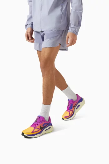 سنيكرز للجري ستركشر بلاس