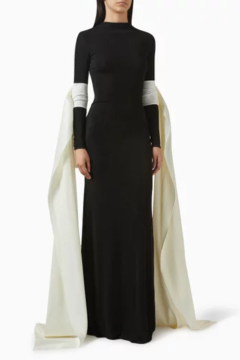 فستان بياقة عالية وشال