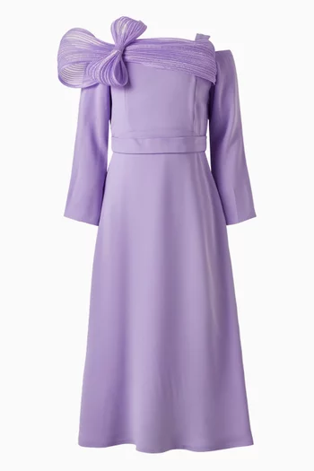 فستان طويل بزهور بارزة