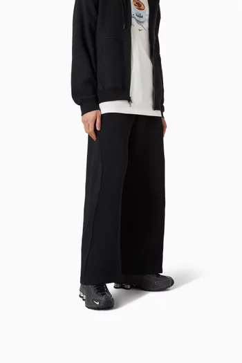 Shox R4 QS Sneakers in Distressed Leather