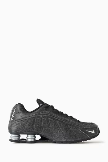 Shox R4 QS Sneakers in Distressed Leather