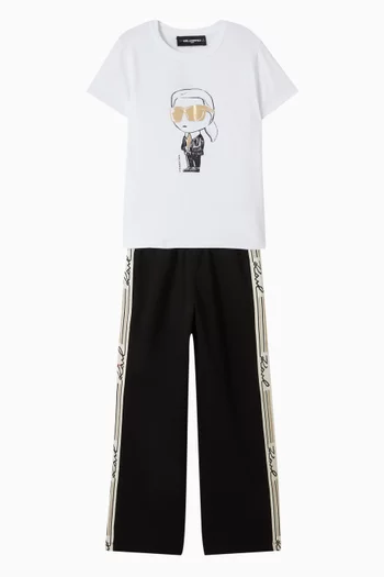 بنطال رياضي بشعار الماركة