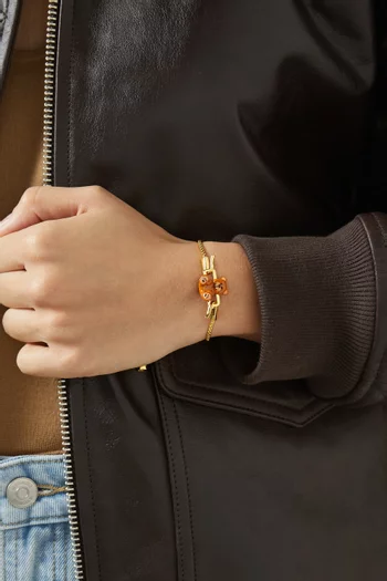 حلية بتصميم دب