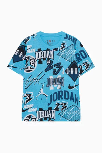 تي شيرت داينستي مزين بنقشة