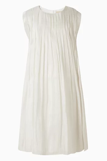 فستان بطيات