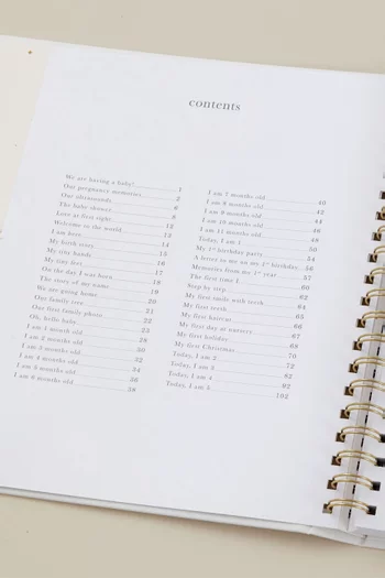 دفتر يوميات الطفل بنقشة زهور 