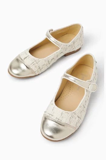 حذاء باليرينا بملمس بارز