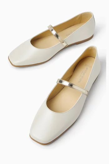 حذاء باليرينا بسير لامع